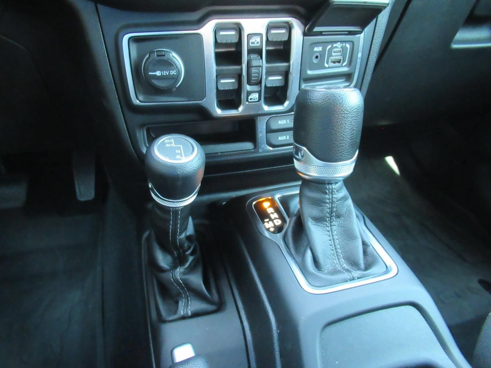 Certified 2024 Jeep Wrangler Unlimited Sahara w/ Safety Group AWD/4WD image 26