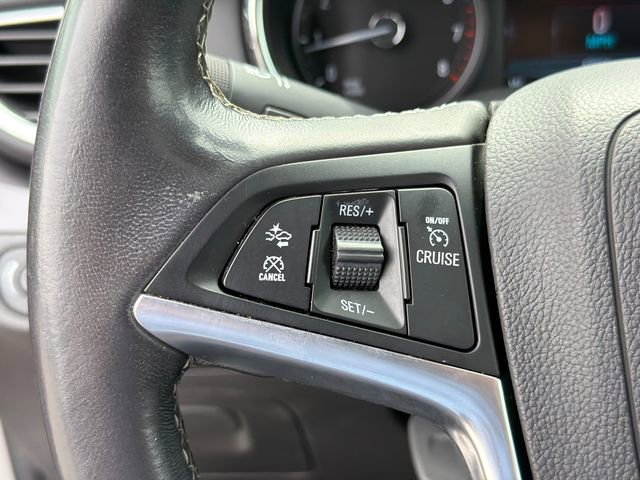 Used 2021 Buick Encore Preferred w/ Safety Package II AWD/4WD image 24