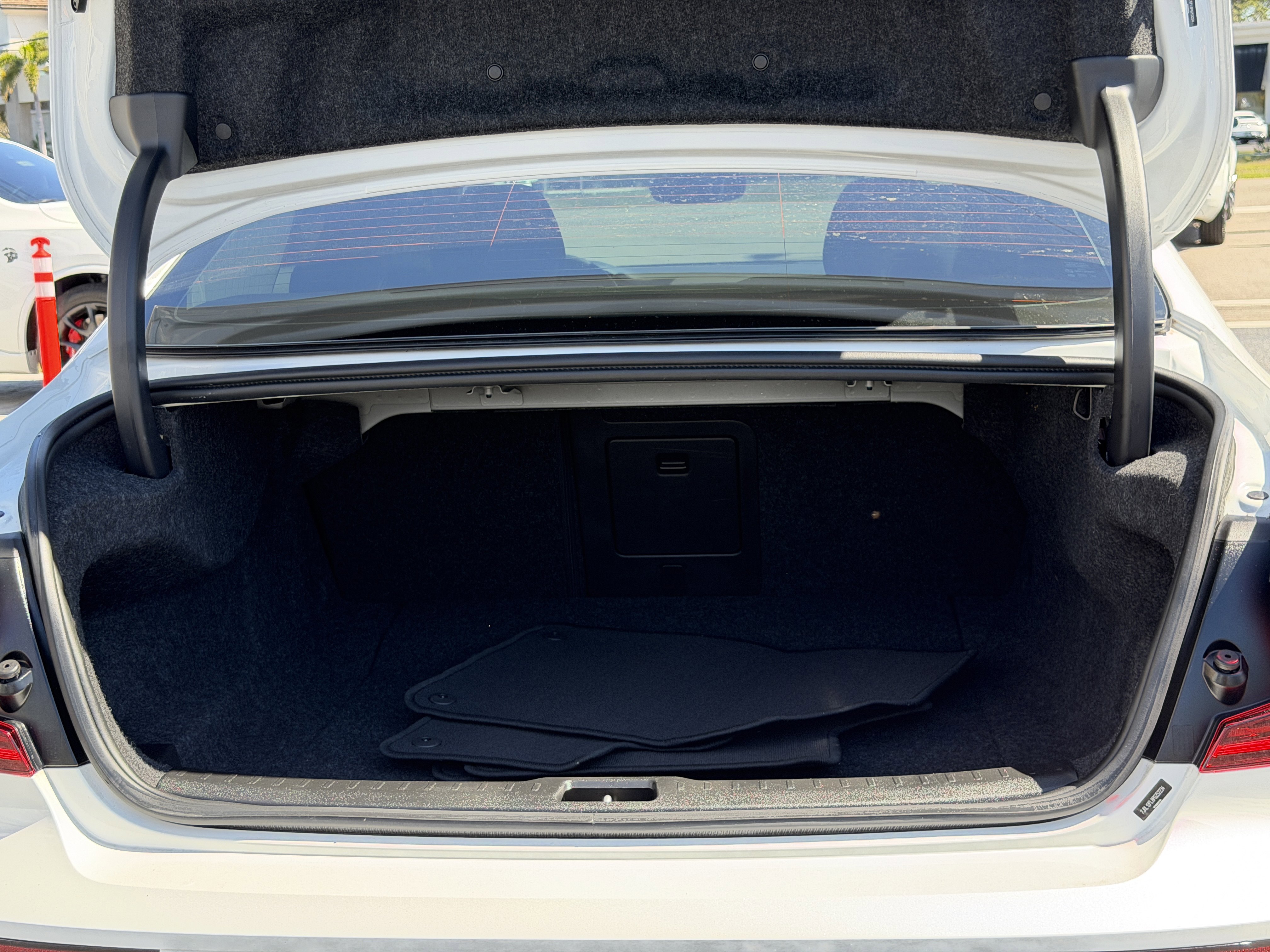Certified 2023 Volvo S60 B5 Plus FWD image 10