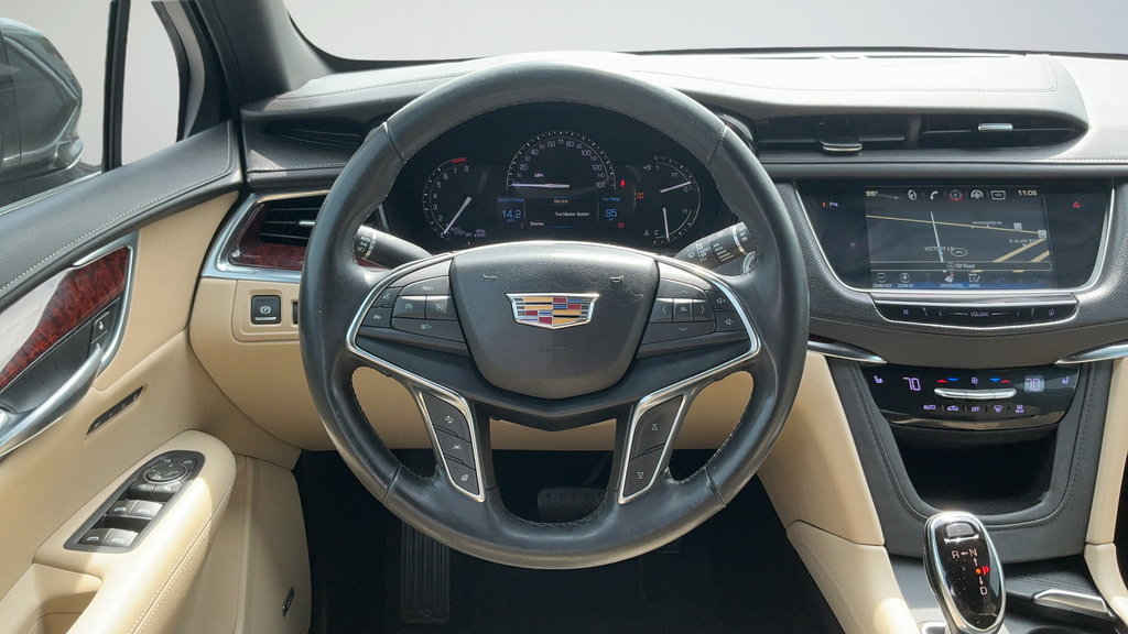 Used 2019 Cadillac XT5 Luxury FWD image 9
