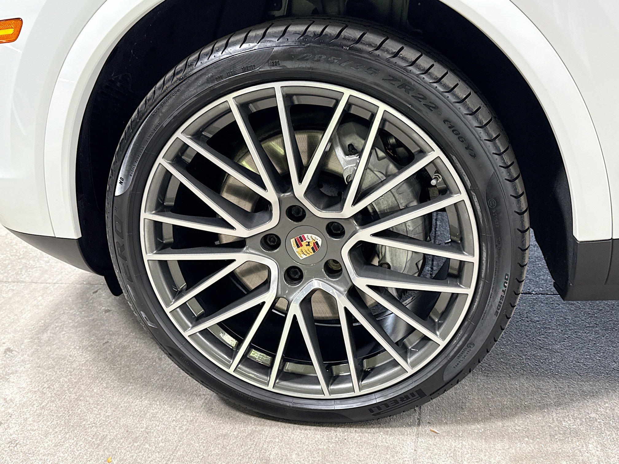 Certified 2022 Porsche Cayenne Coupe image 41