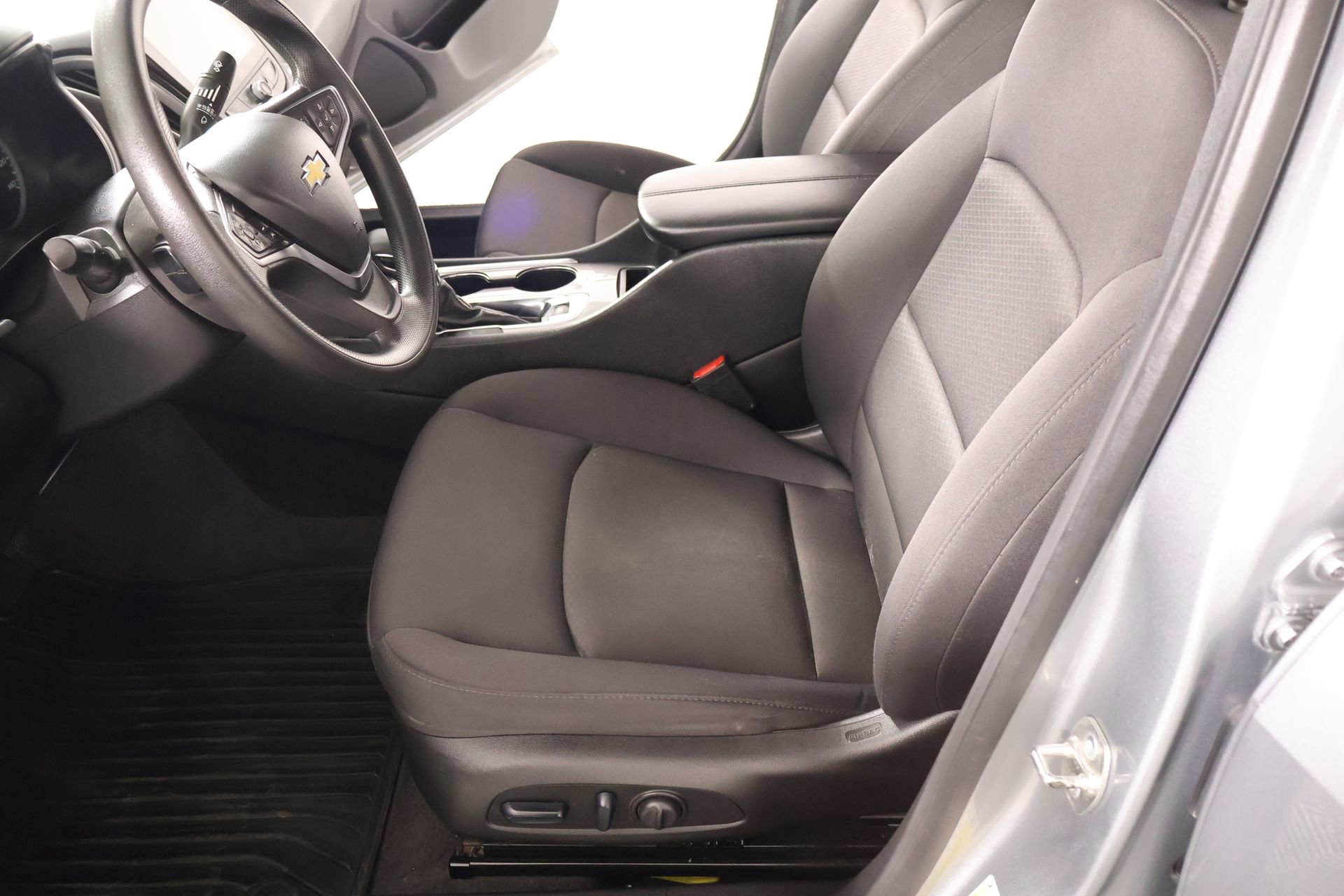 Used 2024 Chevrolet Malibu LT FWD image 11