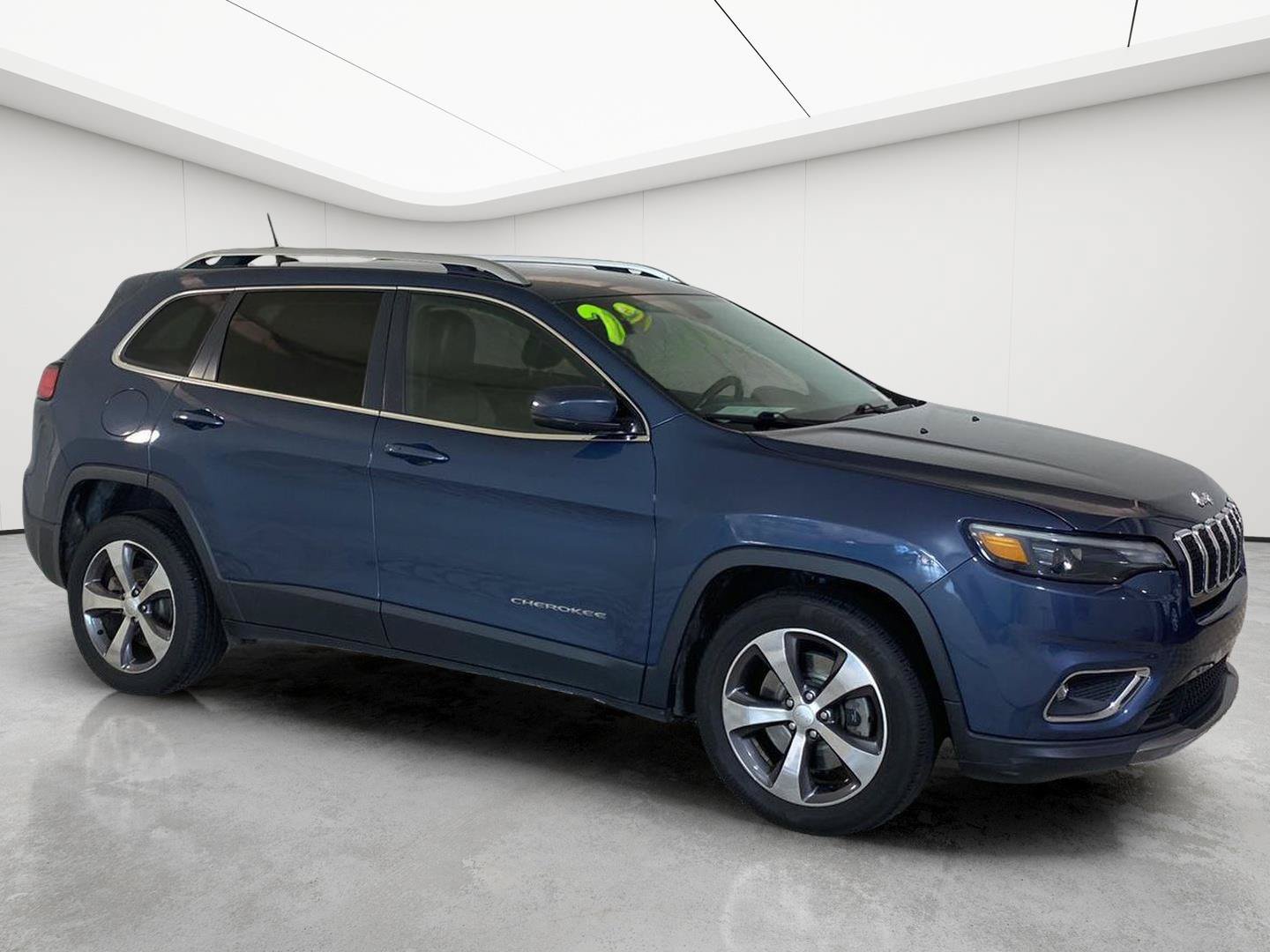 Used 2020 Jeep Cherokee Limited FWD image 3