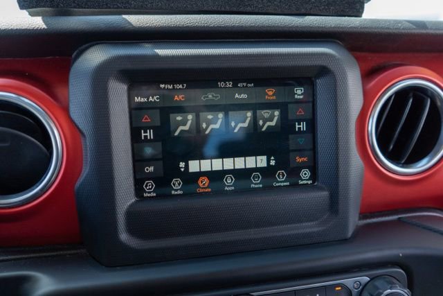 Used 2020 Jeep Gladiator Rubicon AWD/4WD image 22
