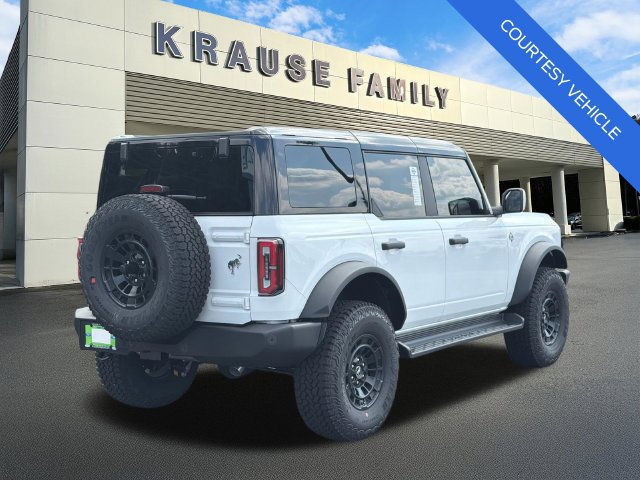 New 2026 Ford Bronco Outer Banks w/ Sasquatch Package AWD/4WD image 7