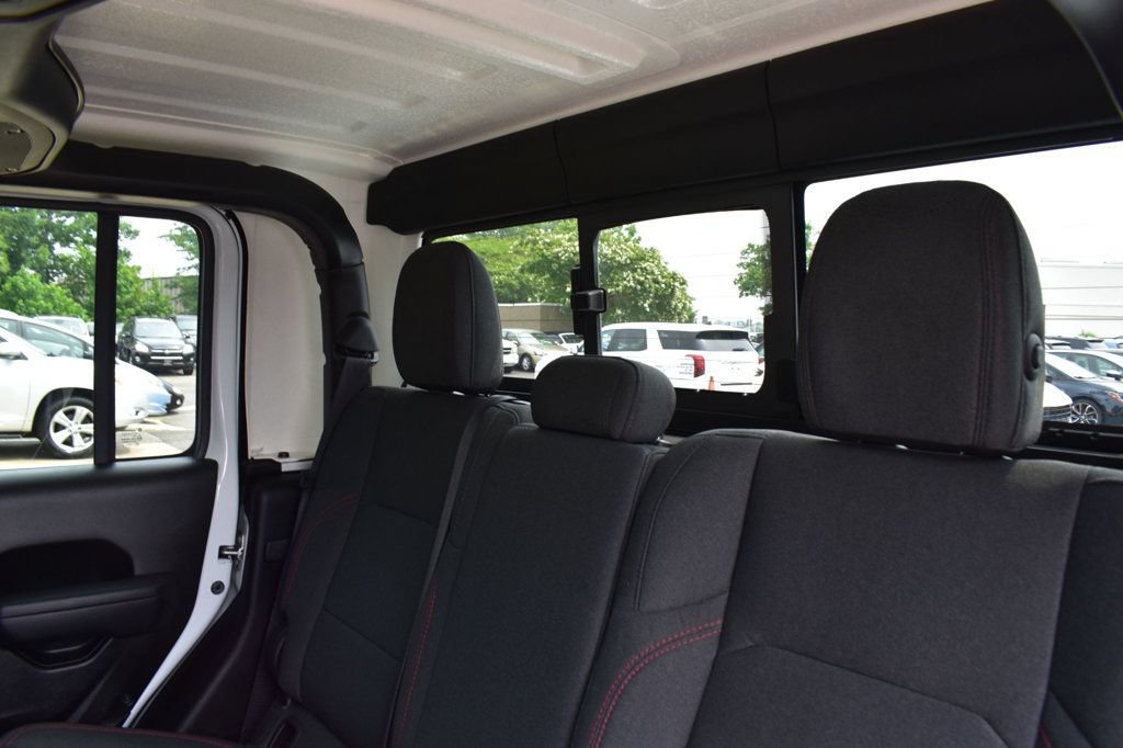 Used 2026 Jeep Gladiator Rubicon AWD/4WD image 26