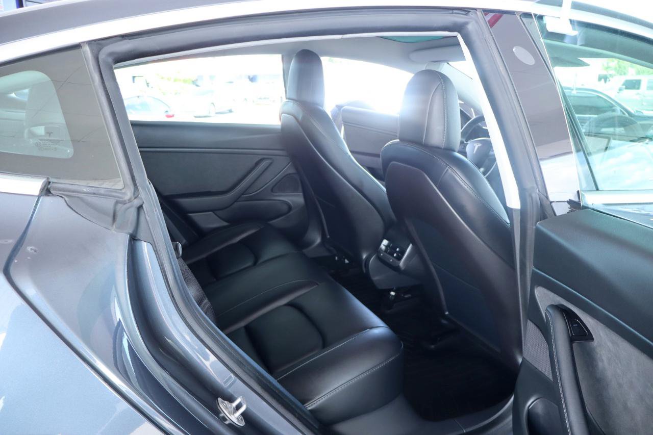 Used 2020 Tesla Model 3 Performance AWD/4WD image 32