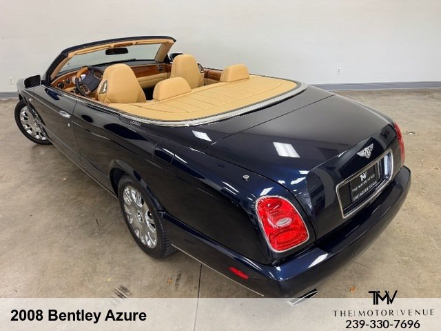 Used 2008 Bentley Azure RWD image 11