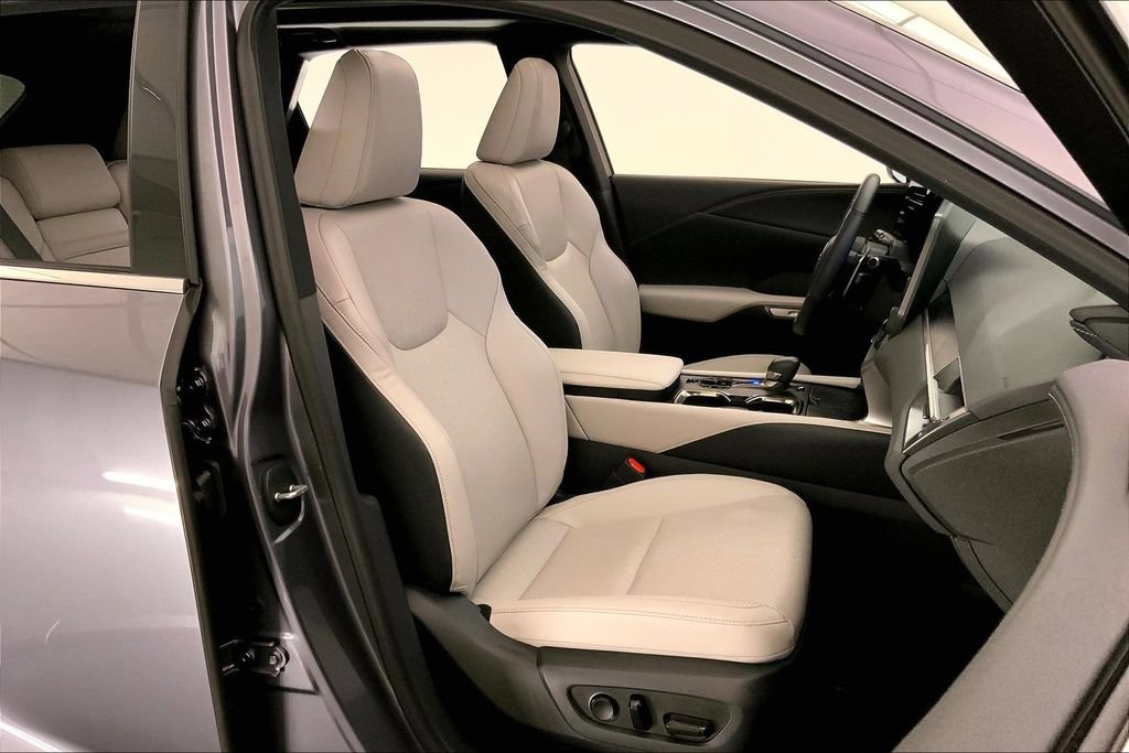 Used 2023 Lexus RX 350 Premium Plus w/ Cold Area Package AWD/4WD image 6