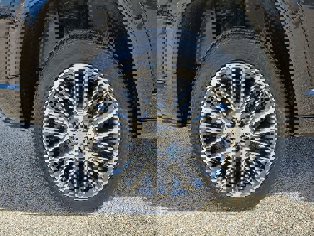 Used 2022 Jeep Compass Limited w/ Elite Group image 5