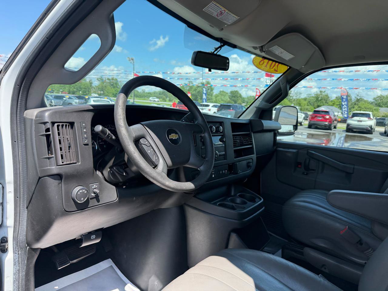 Used 2018 Chevrolet Express 2500 w/ Driver Convenience Package RWD image 14