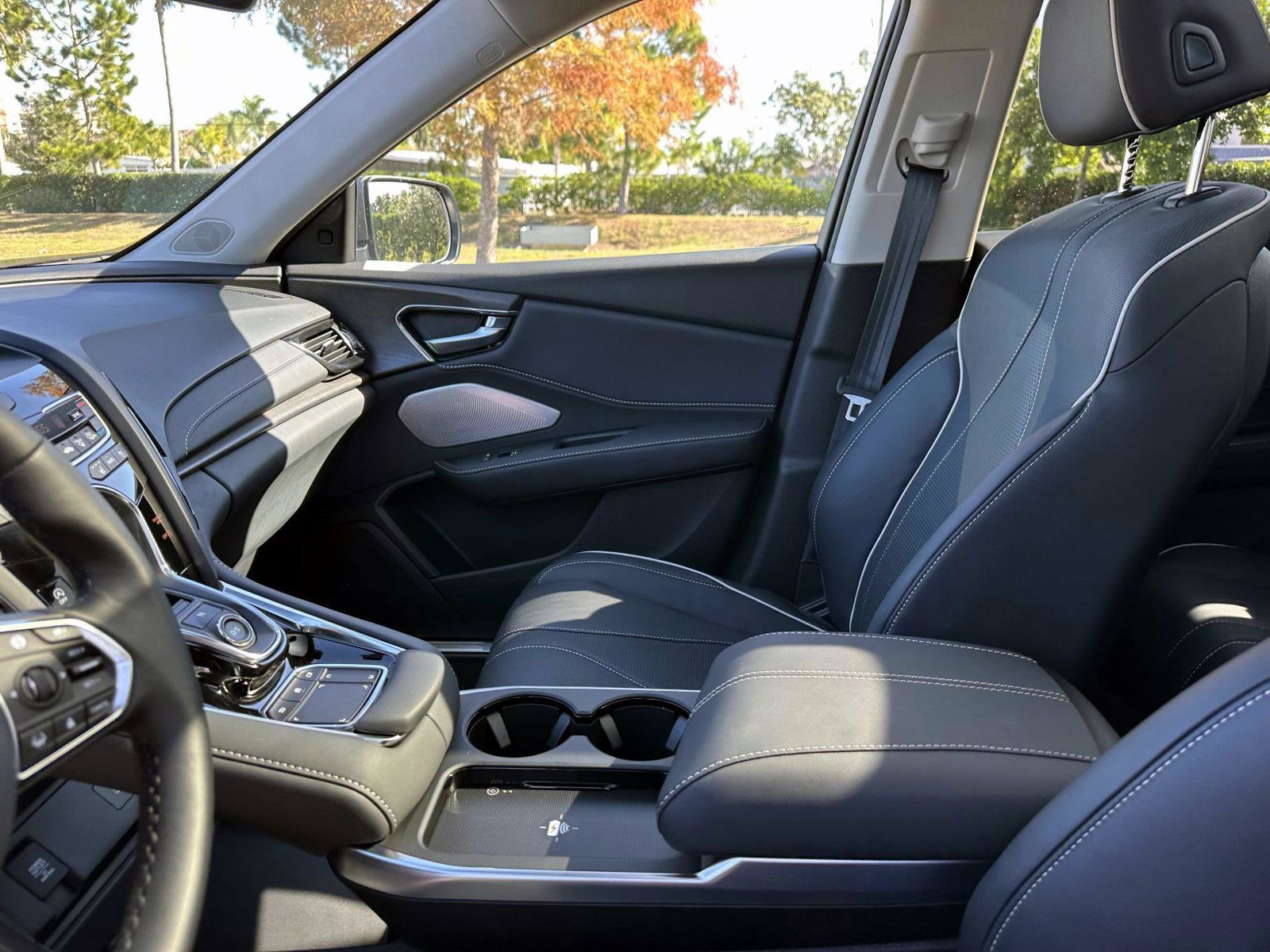 Used 2025 Acura RDX SH-AWD w/ Advance Package image 17