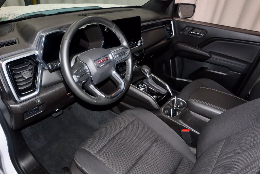 Used 2024 GMC Canyon Elevation w/ Trailering Package AWD/4WD image 23