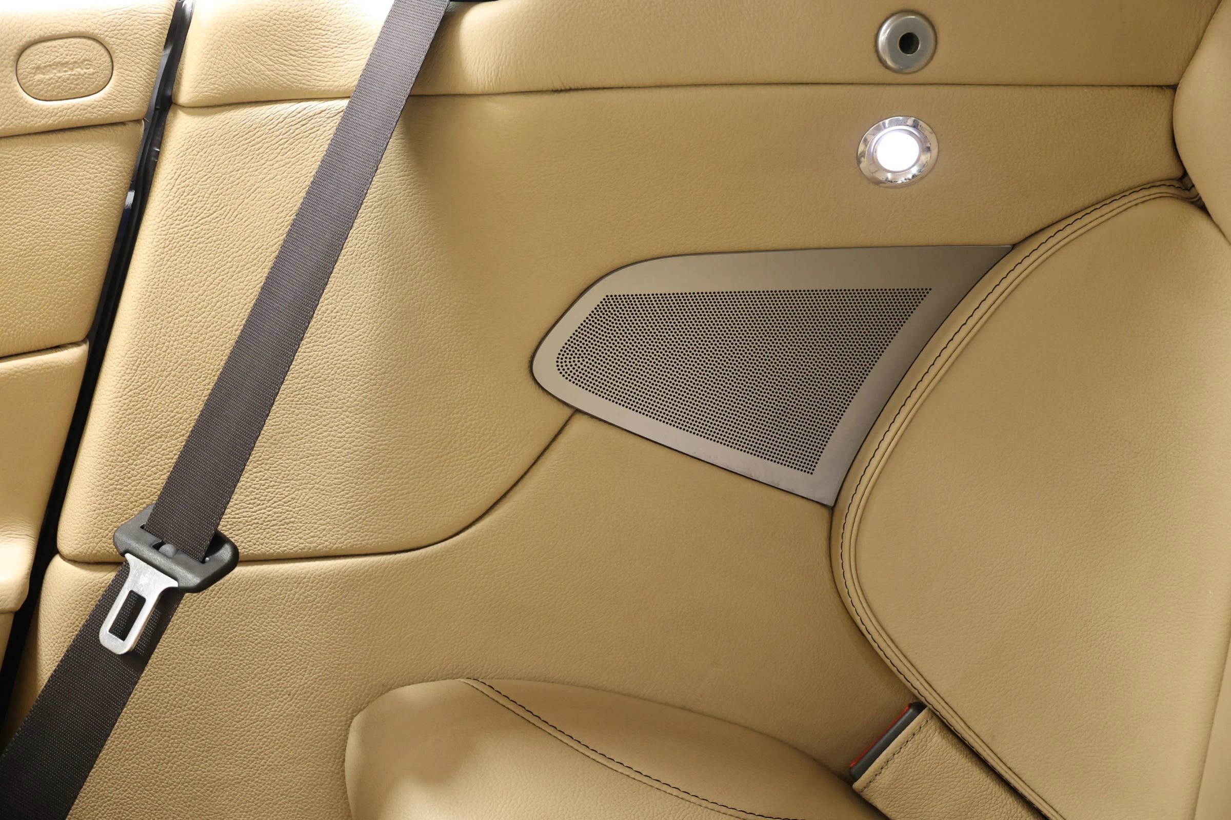 Used 2016 Aston Martin Vanquish Volante image 46