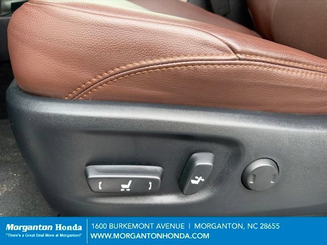 Used 2022 Toyota 4Runner Limited AWD/4WD image 17