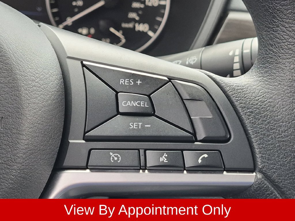 Used 2025 Nissan Altima 2.5 SV FWD image 21