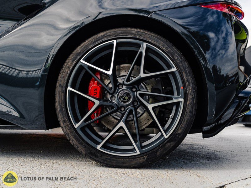 Used 2026 Lotus Emira V6 SE image 29