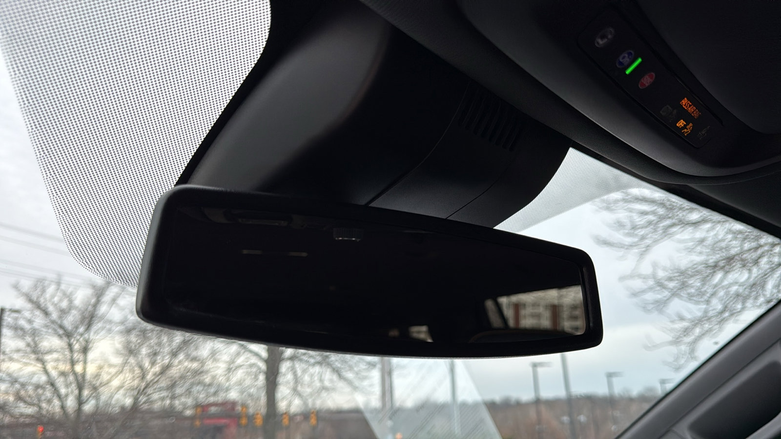 Used 2024 GMC Yukon XL AT4 image 25