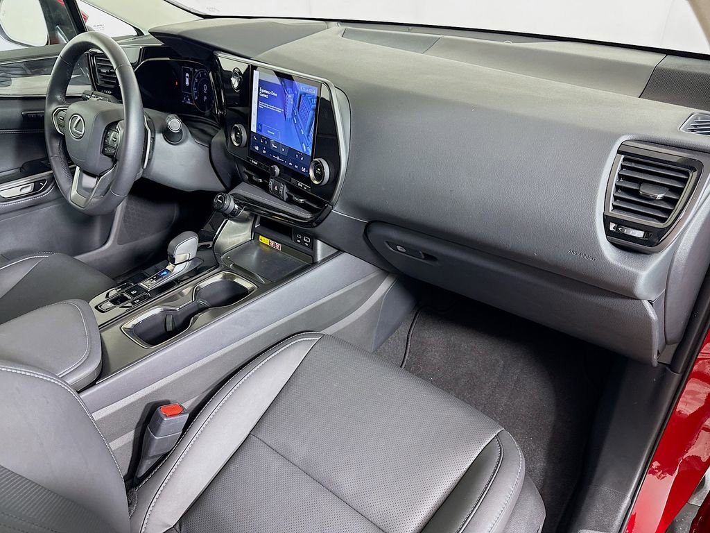 Used 2025 Lexus NX 250 FWD w/ Accessory Package (Z1) image 30