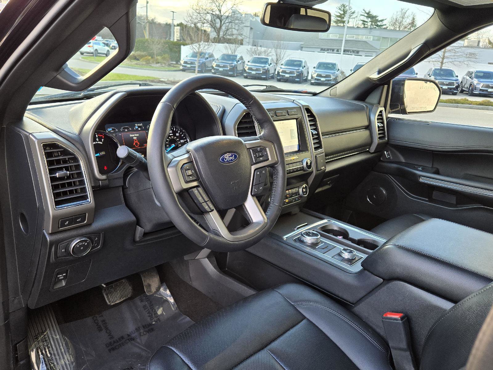 Used 2021 Ford Expedition XLT image 6