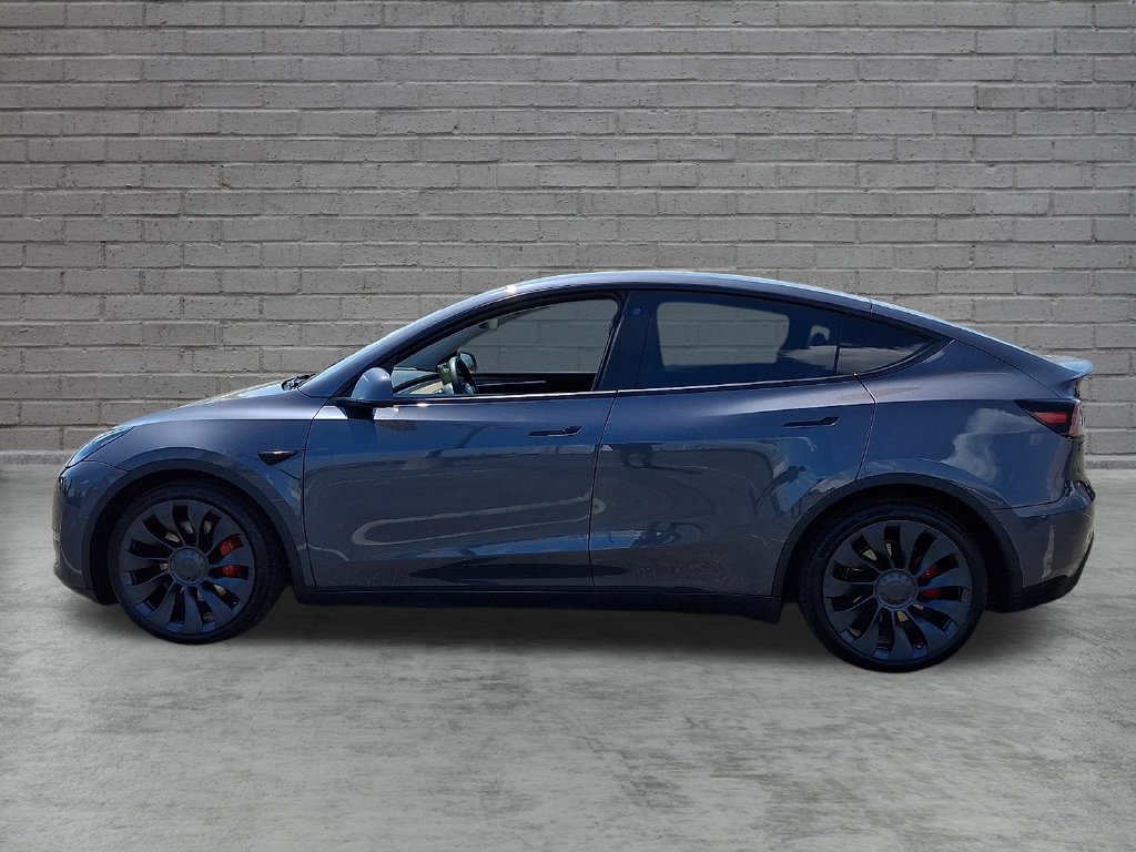 Used 2022 Tesla Model Y Performance AWD/4WD image 6
