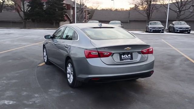 Used 2025 Chevrolet Malibu LT FWD image 9
