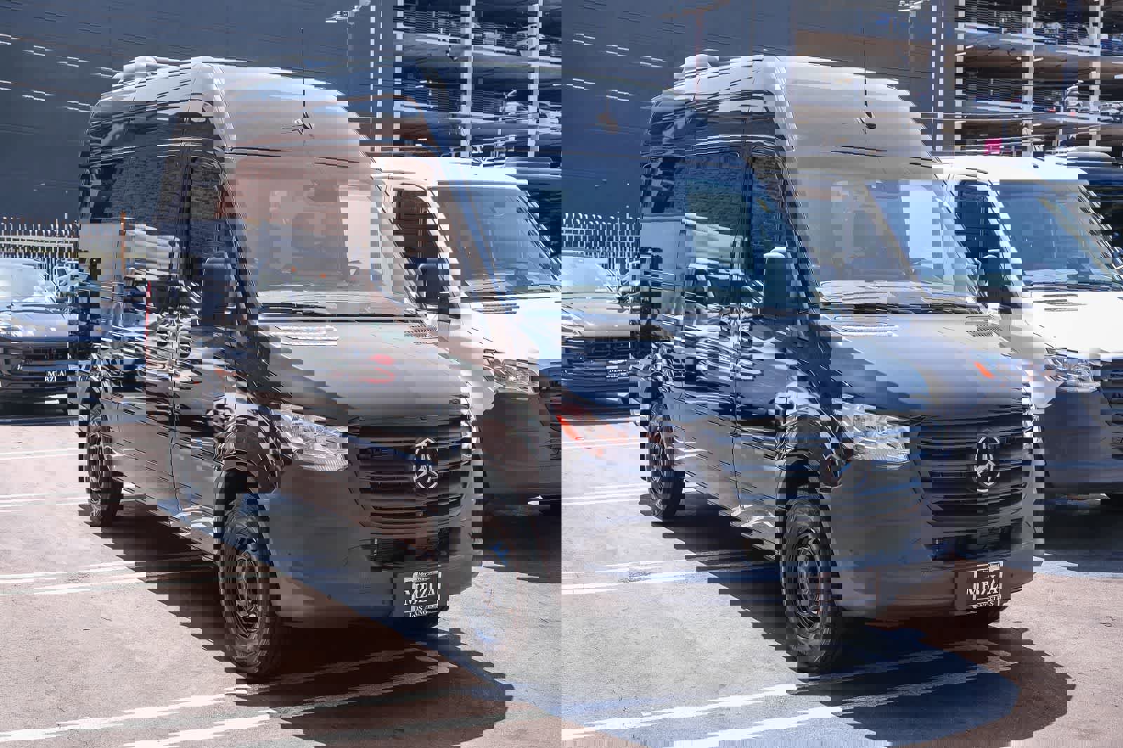 Used 2024 Mercedes-Benz Sprinter 2500 image 3