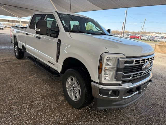 New 2026 Ford F350 XLT w/ FX4 Off-Road Package