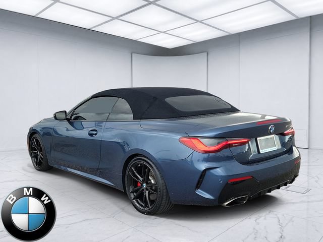 Used 2022 BMW M440i Convertible RWD image 3