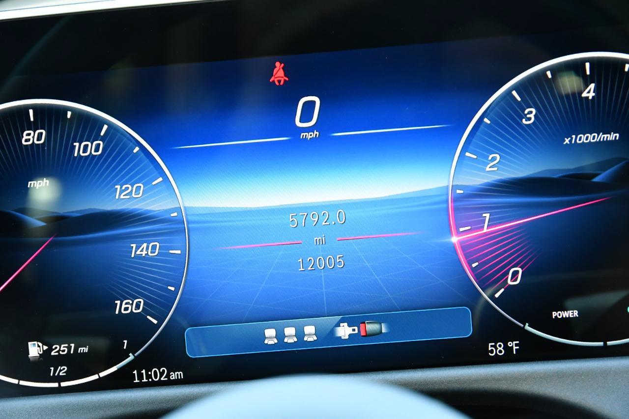 Used 2025 Mercedes-Benz E 350 Sedan image 14