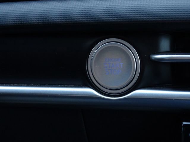 Used 2025 Hyundai Santa Cruz SE image 32