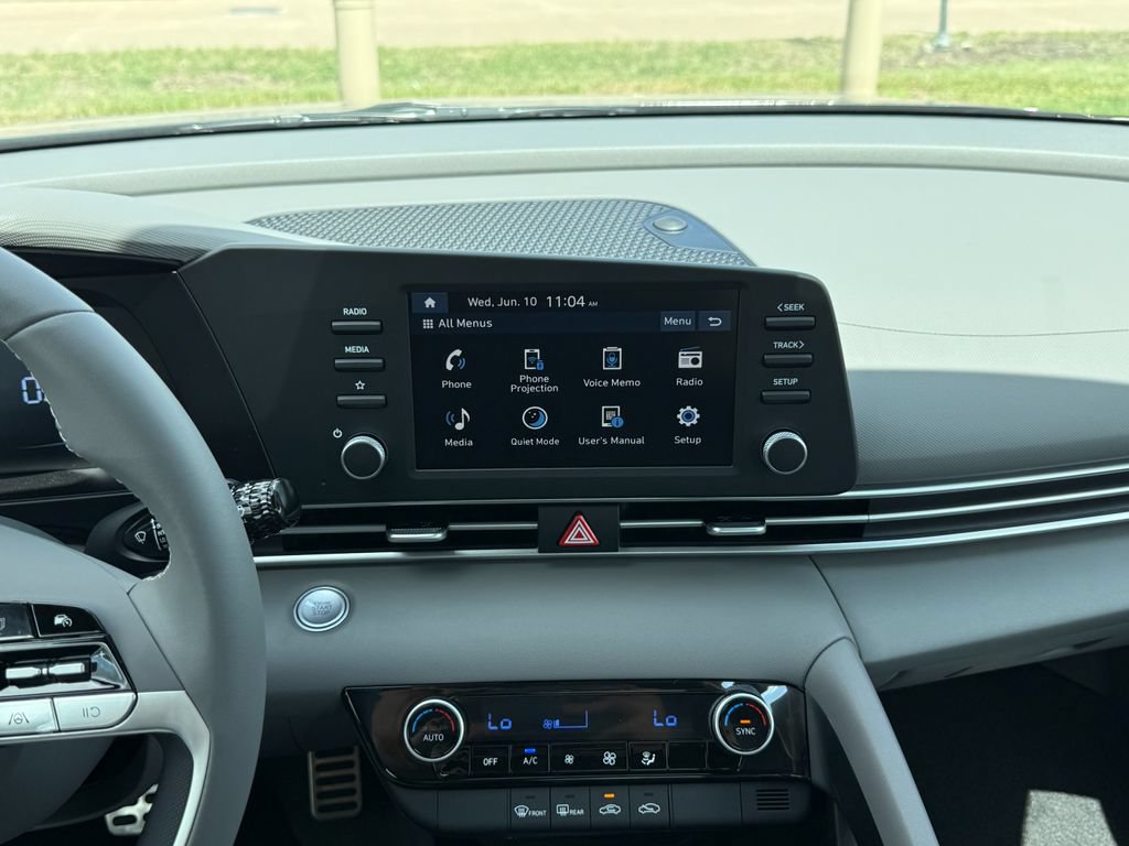 Used 2026 Hyundai Elantra SEL Sport Premium FWD image 16