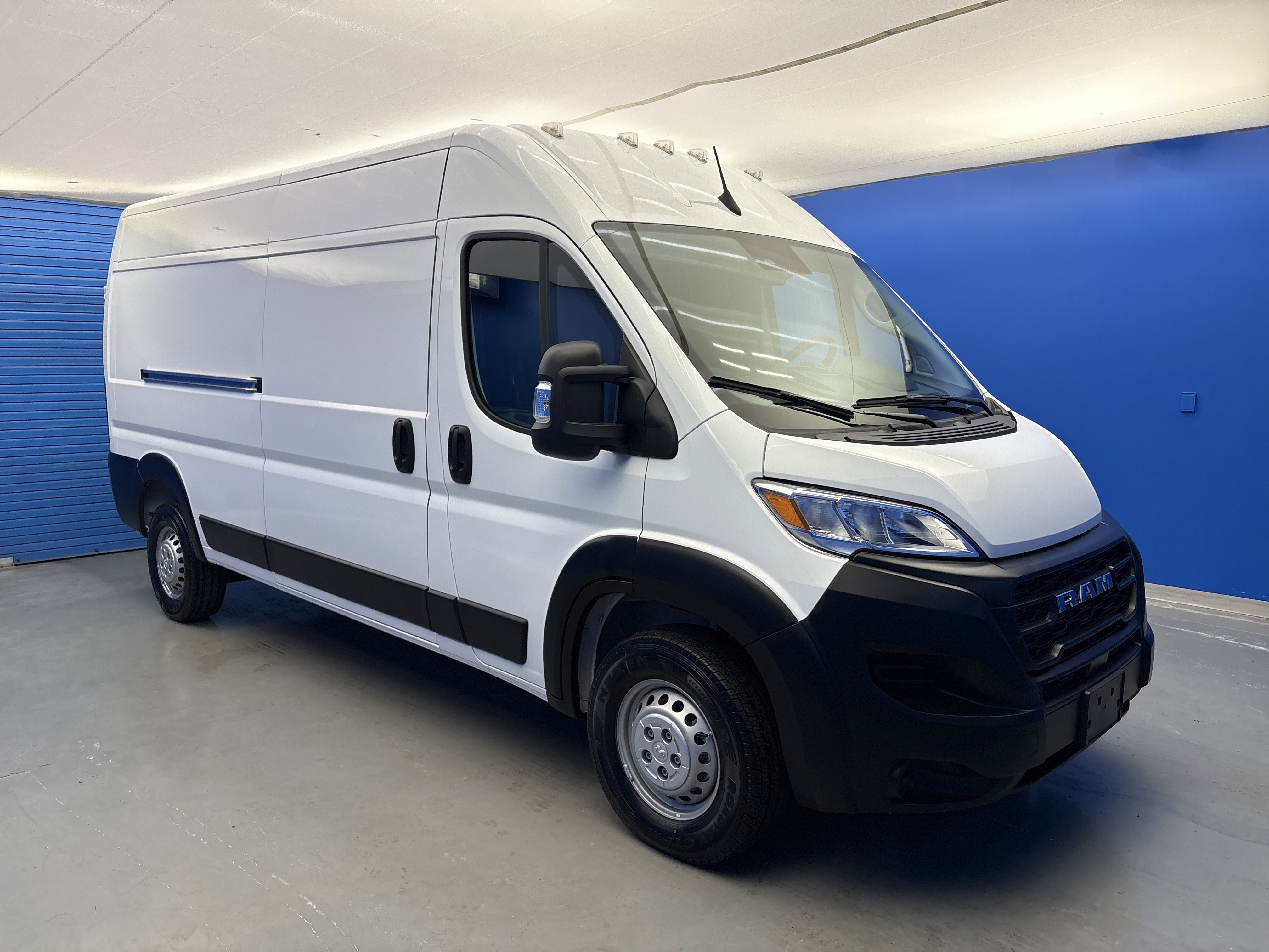 Used 2024 RAM ProMaster 2500 image 2