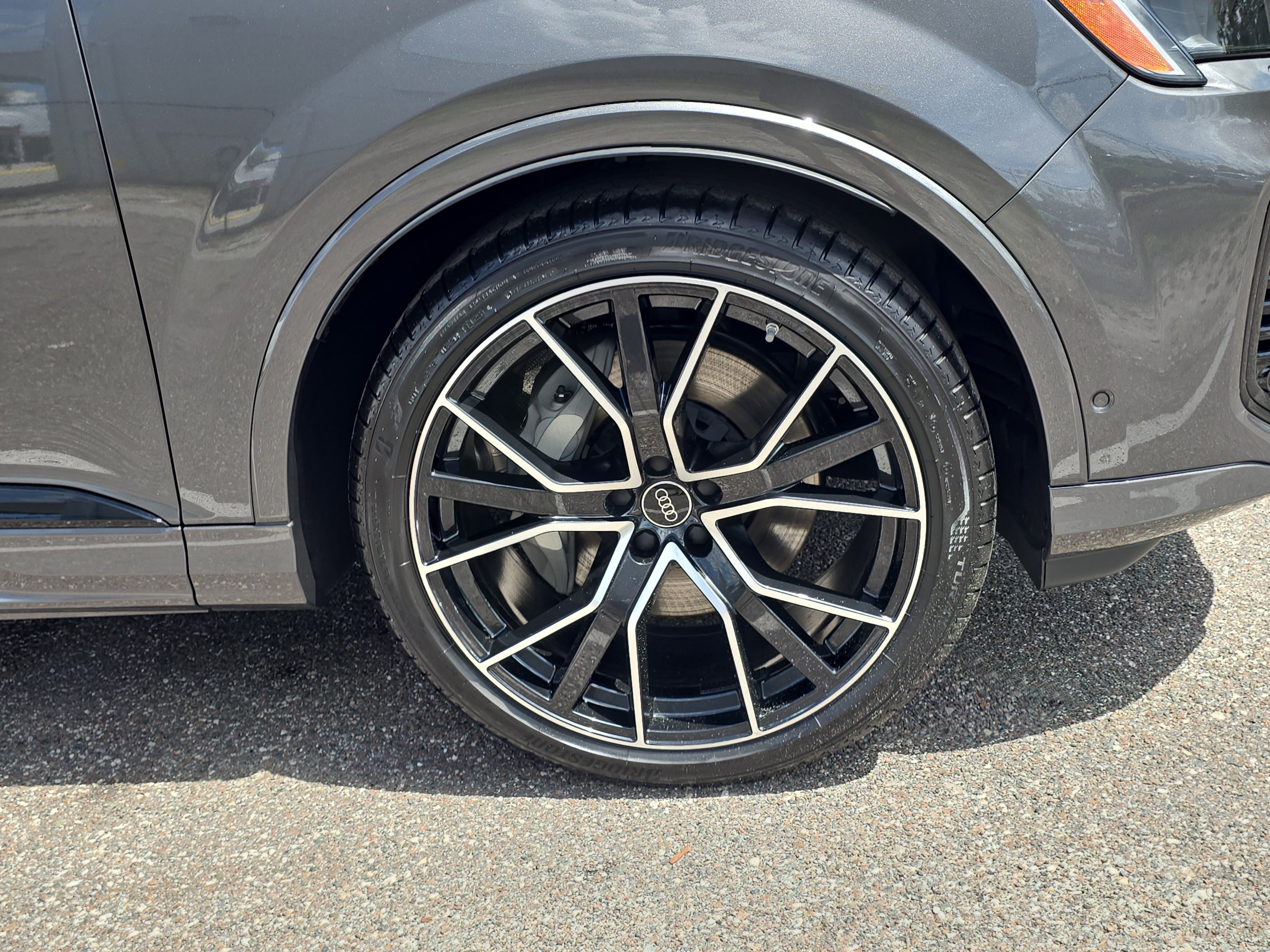 New 2025 Audi Q7 3.0T Prestige image 33