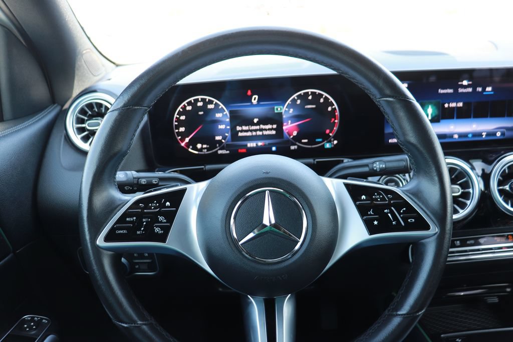 Used 2025 Mercedes-Benz GLA 250 image 19