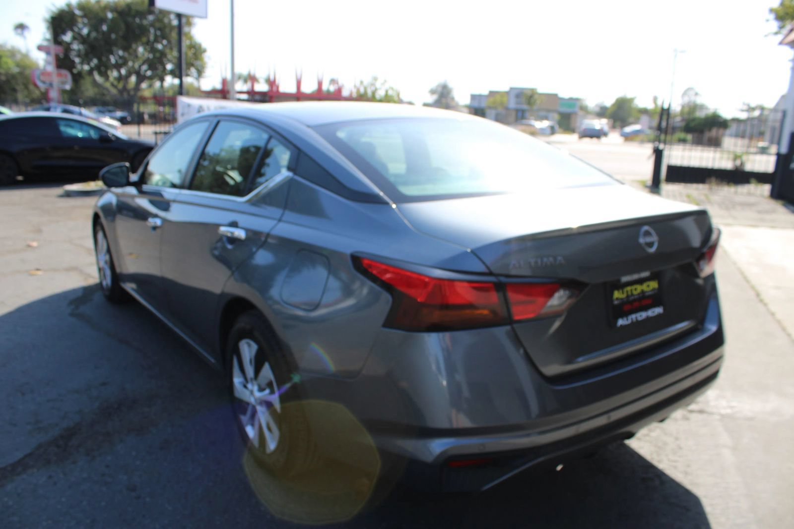 Used 2023 Nissan Altima 2.5 S FWD image 35