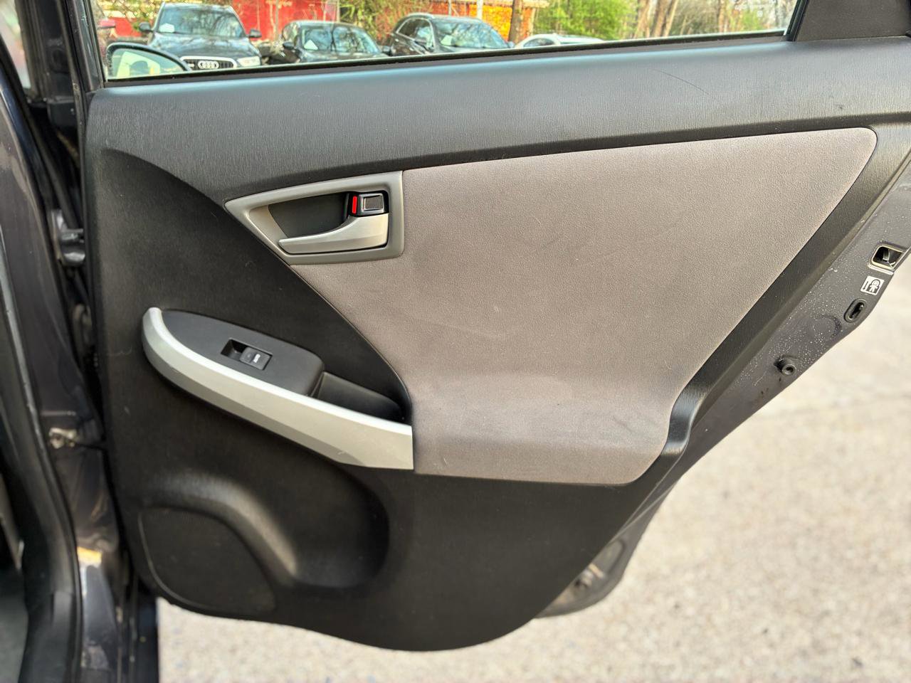 Used 2013 Toyota Prius Prime Plug-In image 19