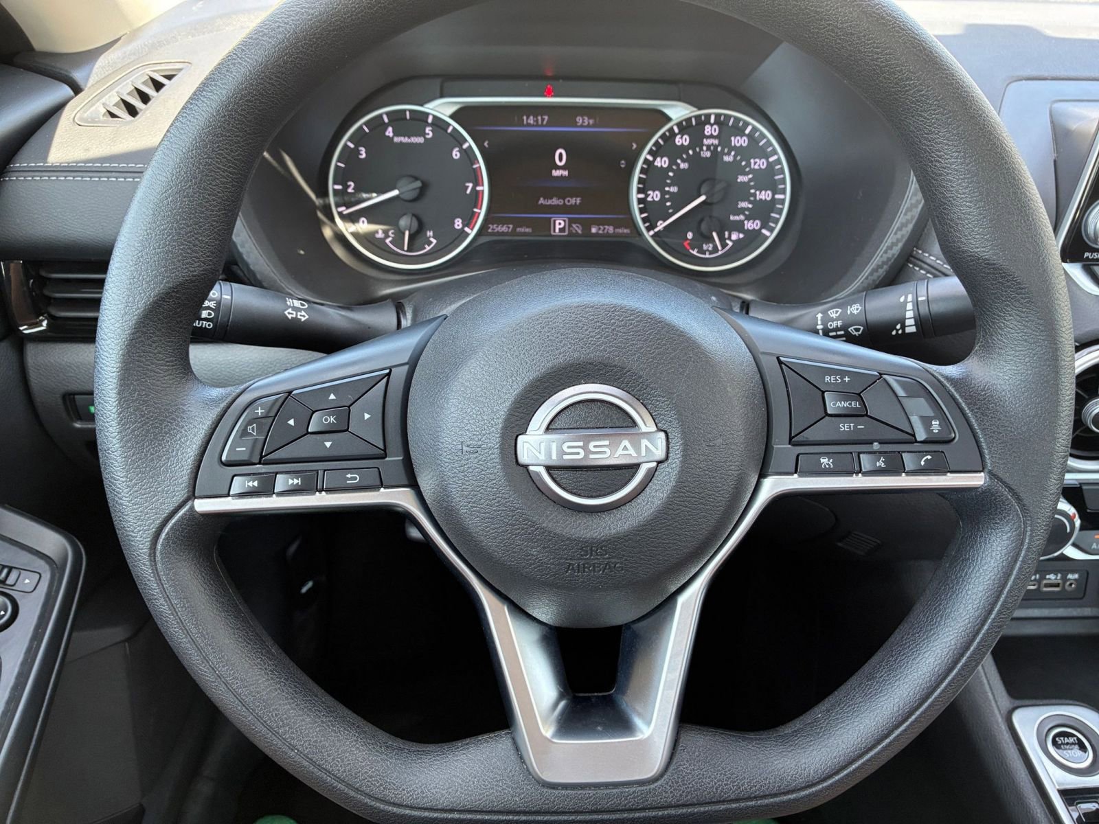 Used 2025 Nissan Sentra SV FWD image 25
