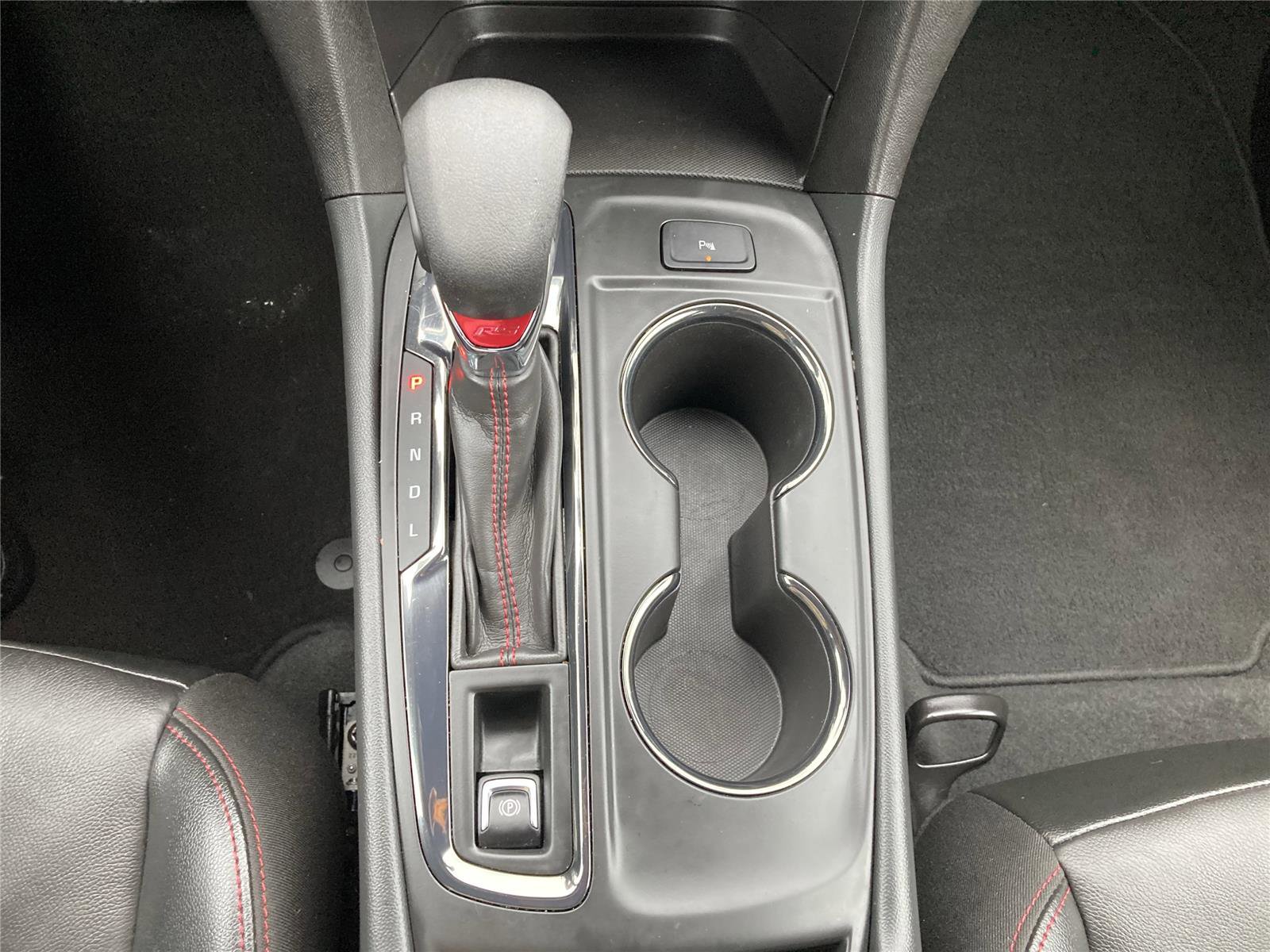 Used 2024 Chevrolet Equinox RS w/ RS Leather Package image 19