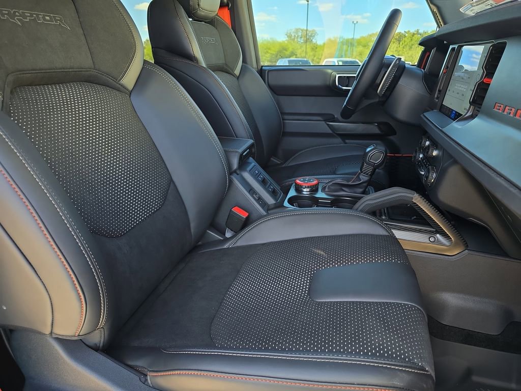 New 2025 Ford Bronco Raptor image 17