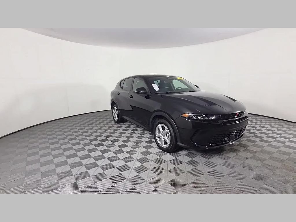 Used 2025 Dodge Hornet GT AWD/4WD image 34