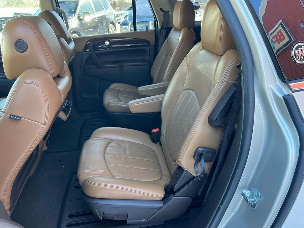 Used 2017 Buick Enclave Leather FWD image 26