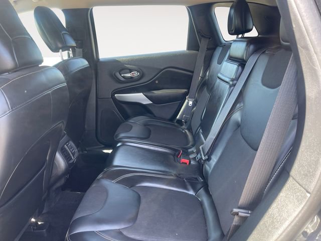 Used 2018 Jeep Cherokee Latitude Plus image 14