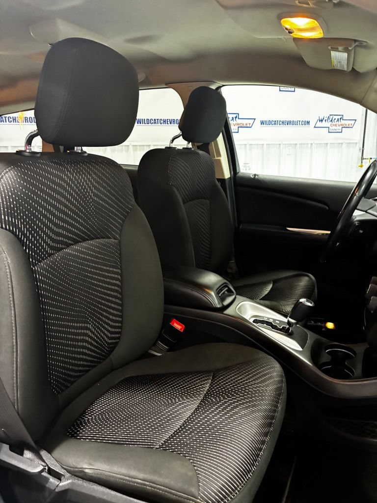 Used 2020 Dodge Journey SE w/ SE Popular Equipment Group FWD image 36