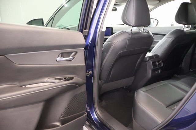 Certified 2025 Nissan Murano SV AWD/4WD image 29