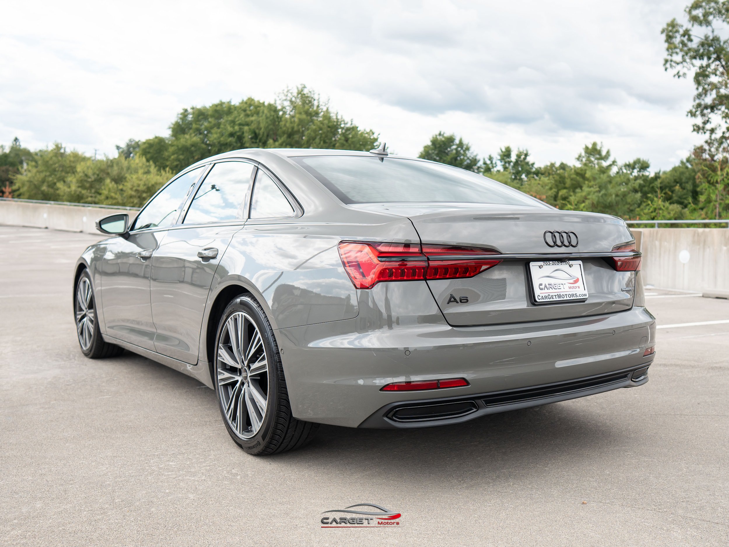 Used 2022 Audi A6 2.0T Premium w/ Black Optic Sport Package AWD/4WD image 5