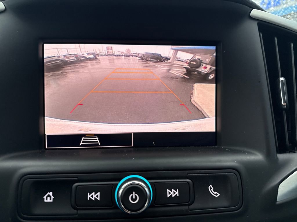 Used 2024 GMC Terrain SLE image 21