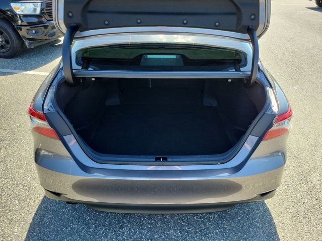 Used 2023 Toyota Camry XLE FWD image 19