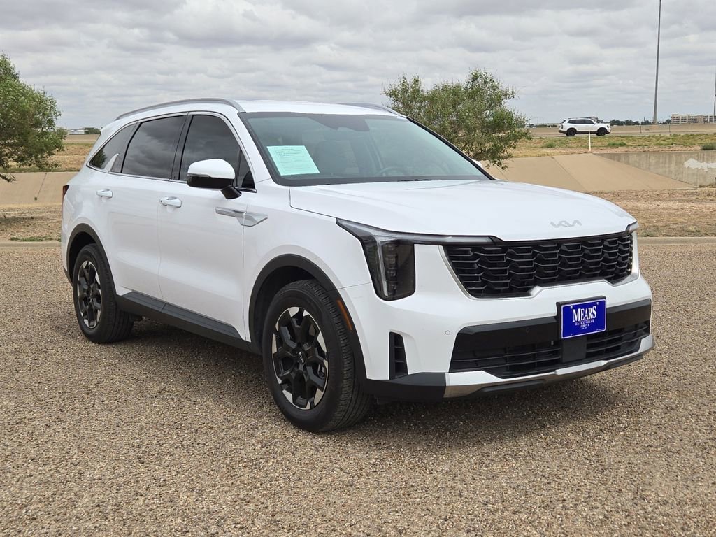 Used 2025 Kia Sorento S FWD image 7
