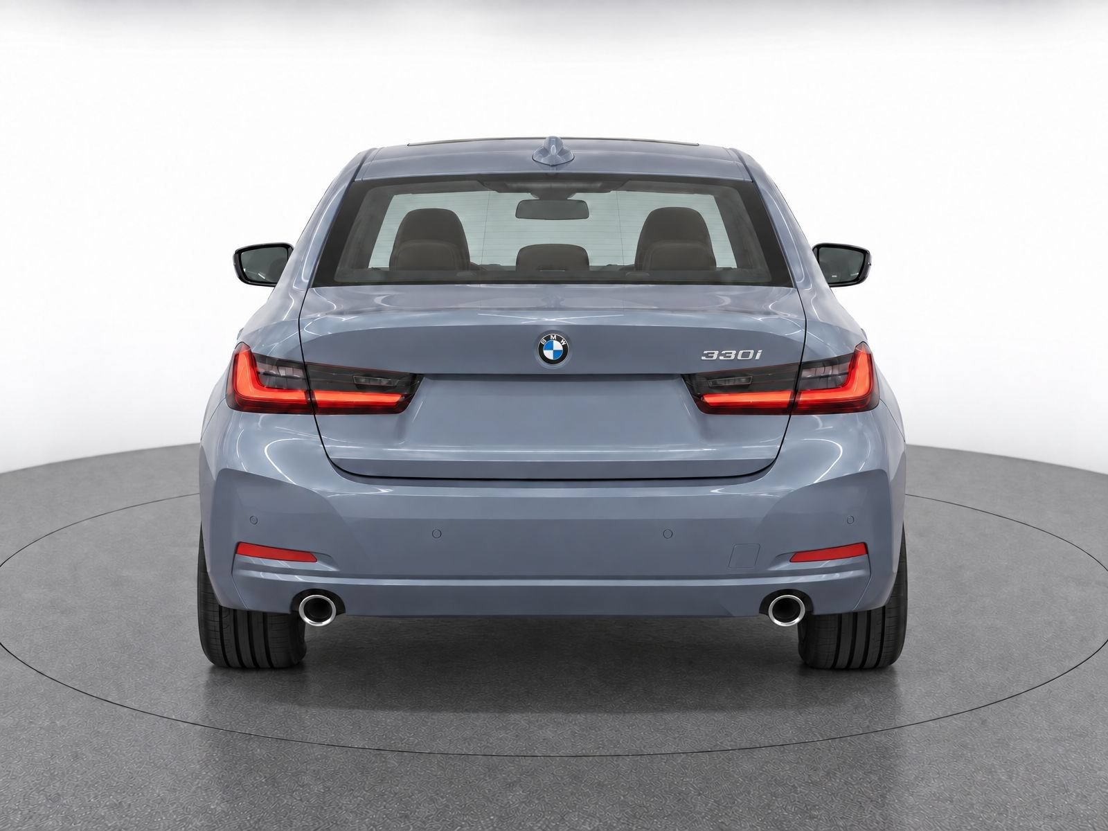 Certified 2025 BMW 330i Sedan RWD image 5